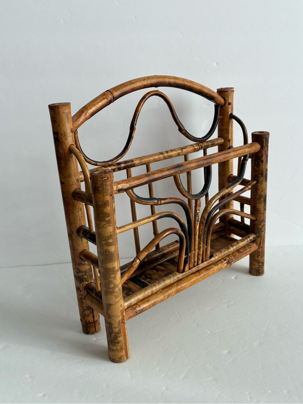 Vintage Burnt Bamboo Rattan Caddy Mail Letter Organizer 10x10x2.5